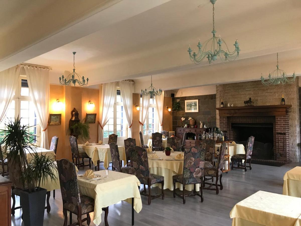 Logis Hotel & Restaurant - Auberge De La Foret Hazebrouck Exterior photo